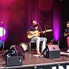 Das Trio Iskraria bietet beim Innenhof-Festival in Villingen süditalienisches Flair. Bilder: Uwe Spille