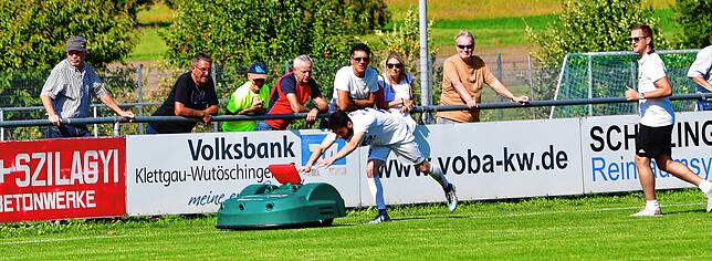 Bild 5: FC Erzingen stoppt den FC RW Weilheim mit 3:0 &ndash; und wir haben Bilder!