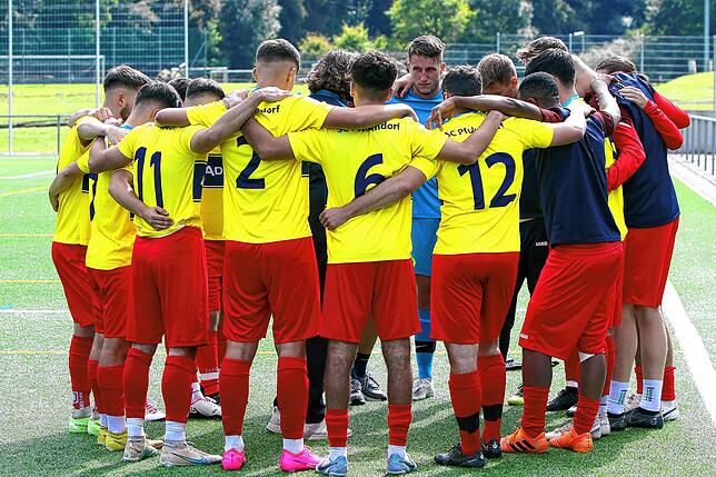 Bild 12: Die besten Bilder vom Duell der Verbandsligareserven SC Pfullendorf II und 1. FC Rielasingen II
