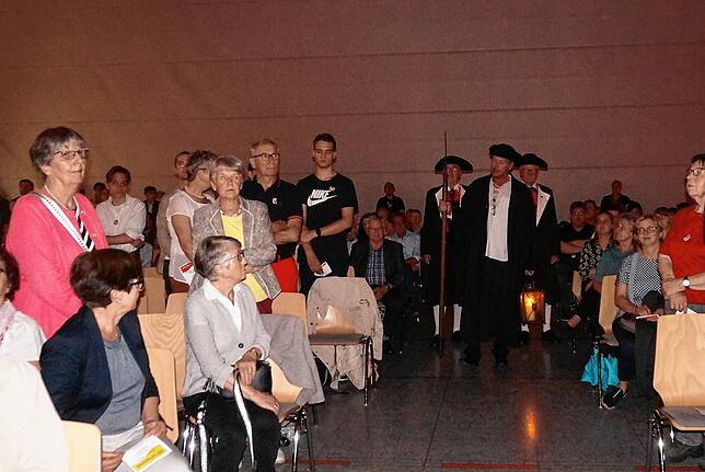 Bild 2: Stimmungsvoller Heimatabend (Teil 2)