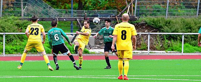 Bild 13: SV Schwörstadt siegt glücklich mit 1:0 beim FC Zell II &ndash; und wir haben Bilder!