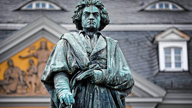Der einsame Klassiker: Diese Statue des Komponisten Ludwig van Beethoven steht in Bonn. Vor allem während seiner Taubheit lebte der ...