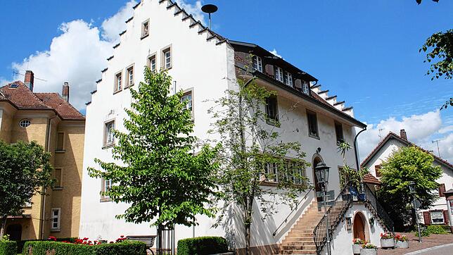 Gespenstische Ruhe vor dem Küssaberger Museum im alten Rathaus in Rheinheim.