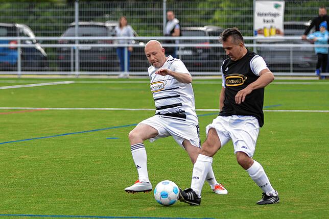 Bild 39: Legenden-Spiel beim SV Rheintal endet 5:5 – wir haben Fotos!