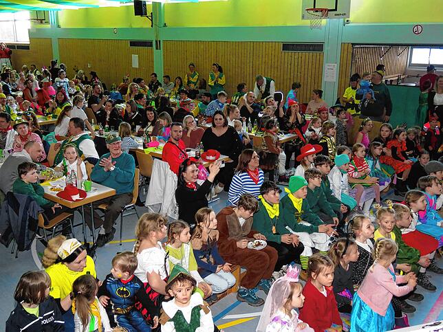 Bild 16: Die besten Eindrücke vom Kinderball der Brigachtaler Narrenzunft