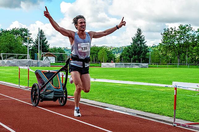 Bild 11: Omar Tareq gewinnt den 31. Wehratallauf &ndash; und wir haben Bilder!