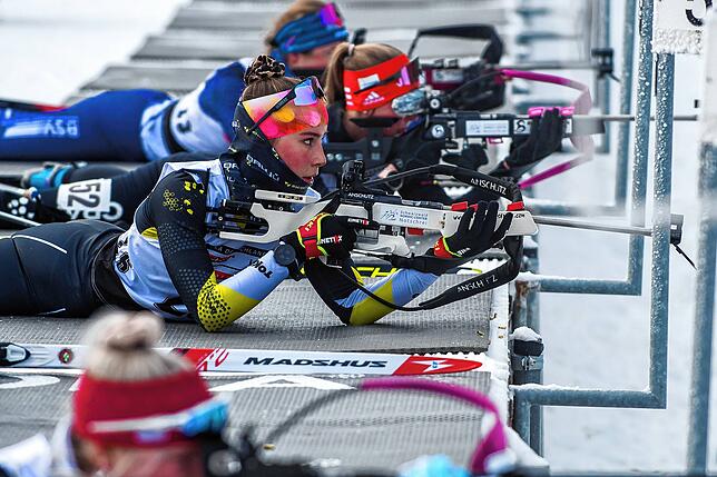 Silber im Visier: Nachwuchs-Biathletin Karla Gehrmann vom SC Bad Säckingen räumte bei den Deutschen Meisterschaften am Notschrei über ...