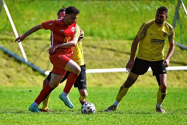 Bild 2: SV Eichsel siegt 5:4 gegen den FC Wallbach – und wir haben Bilder!