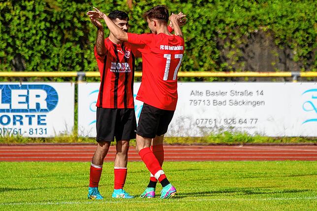 Bild 13: FC 08 Bad Säckingen gewinnt 4:1 gegen die SG Höchenschwand – und wir haben Bilder!