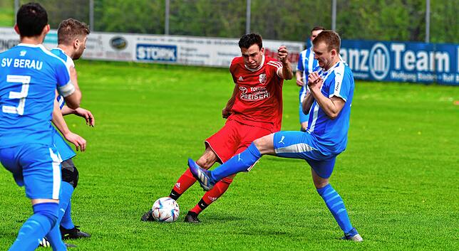 Bild 25: SV Eggingen gewinnt das Spitzenspiel gegen Verfolger SV Berau mit 4:1 &ndash; und wir haben Bilder!