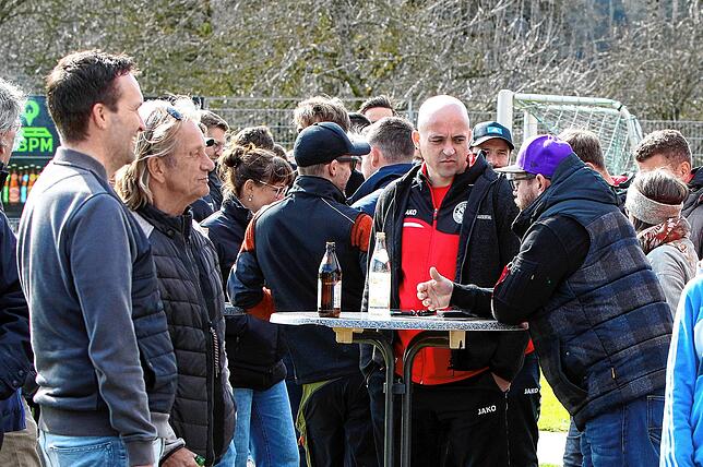 Bild 17: SV Deggenhausertal gewinnt Kellerderby gegen SG BAT mit 1:0. Wir waren mit der Kamera dabei!