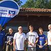 Gruppenbild mit Organisatoren, Spielern und Sponsoren: (von links) Markus Dufner (MCD Sportmarketing), Lisa Dennenmoser (TC Markdorf), ...