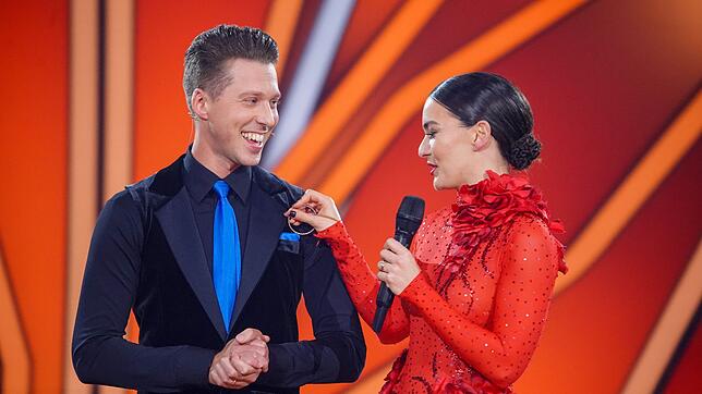 Renata und Valentin Lusin gewannen 2021 "Let's Dance - Die große Profi-Challenge". Jetzt muss das Paar den Verlust ihres Babys verkraften.