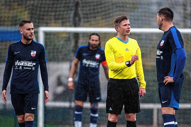 Bild 27: VfB Waldshut und Bahlinger SC U23 trennen sich 1:1 &ndash; und wir haben die Bilder!