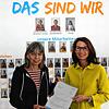 Ulla Hahn (links) erhält von der Kuratoriumsvorsitzenden der Deutschen Bundesstiftung Umwelt, Rita Schwarzelühr-Sutter, das ...