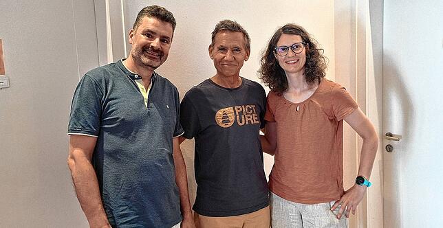 Ein Teil des Konstanzer Zentrums für interdisziplinäre Therapien: Frank Hellthaler (von links), Leiter Kurt Mosetter und Christiane ...