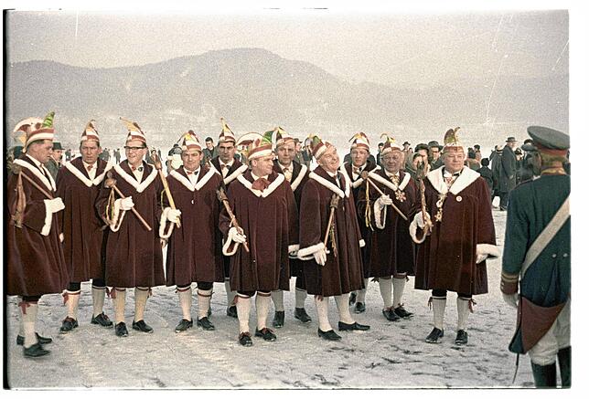 Bild 9: Bilder von der Fasnacht bei der Seegfrörne im Jahr 1963