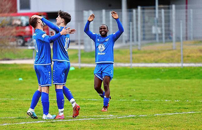 Bild 2: Unsere große Bildergalerie vom Bezirksliga-Spiel zwischen dem SV Volkertshausen und dem SC Markdorf