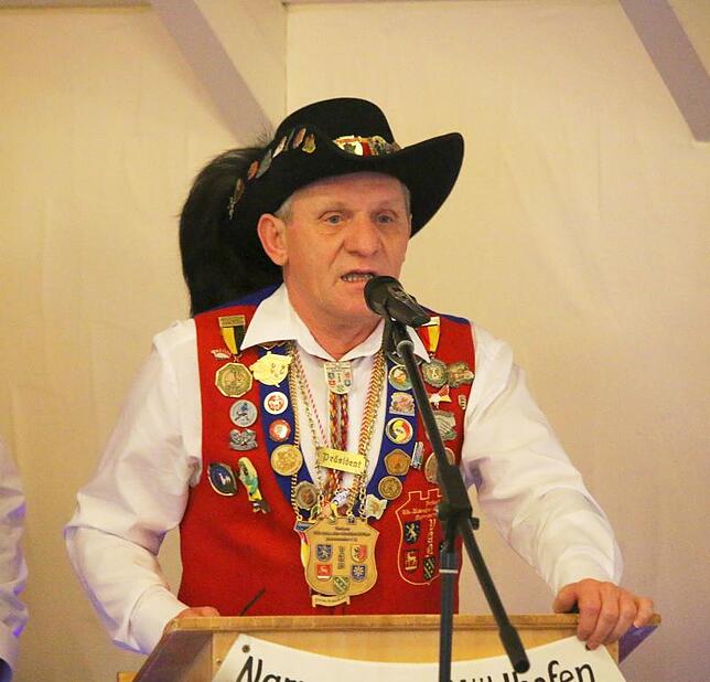 Burgermeister ist Präsident des Verbandes Alb-Bodensee-oberschwäbischer Narrenvereine. 2020 will er sein Amt bei den Wahlen zur ...