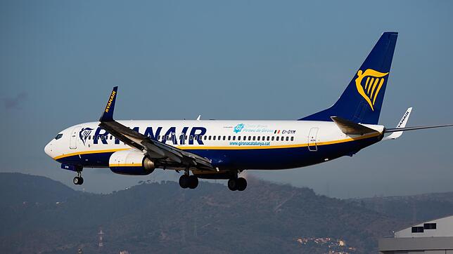 Eine Maschine von Ryanair - bei einem Flug der Fluggesellschaft von Mallorca nach Berlin kam es zu einer Notlandung.