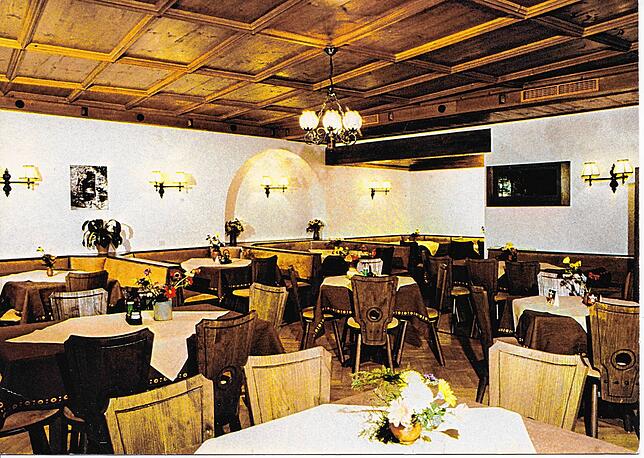 Der Franziskanersaal mit seiner historischen Decke. In ihm feierten die Sipplinger rauschende Feste.
