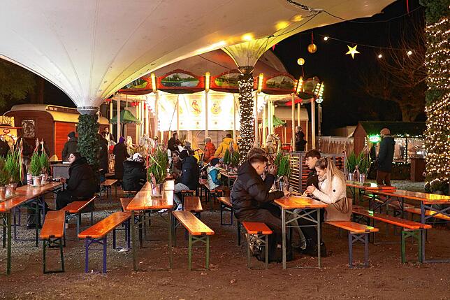 Bild 25: So schön ist der Weihnachtsmarkt: Wir haben die ersten Fotos – inklusive Drohnenaufnahmen