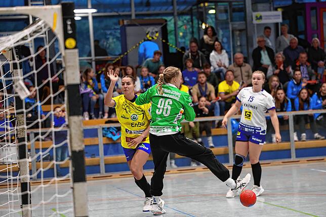 Bild 9: Der SV Allensbach gewinnt gegen die SG Mintraching/Neutraubling. Unsere Bildergalerie zur Partie!
