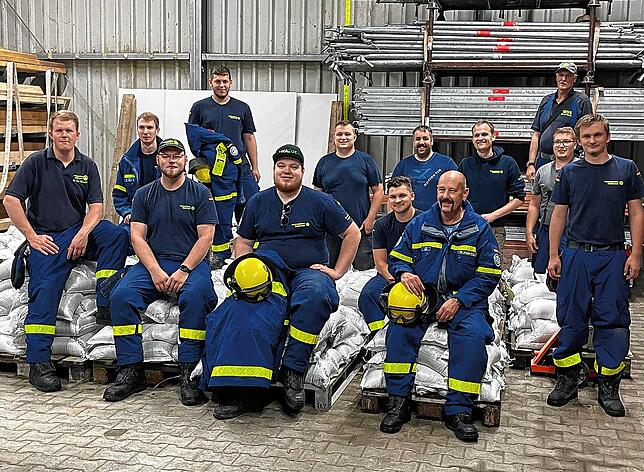 14 Helferinnen und Helfer der Fachgruppe Infrastruktur des THW-Ortsverbands Bad Säckingen wurden am Samstag, 17. Juli, um 22 Uhr nach ...