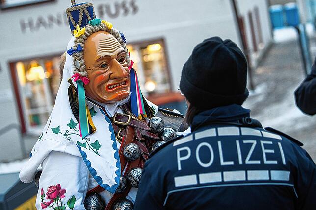 Mit der Fasnacht kann es 2022 nur besser werden. Die Zünfte im Südwesten setzen darauf, dass sie ihr Häs im kommenden Winter wieder ...