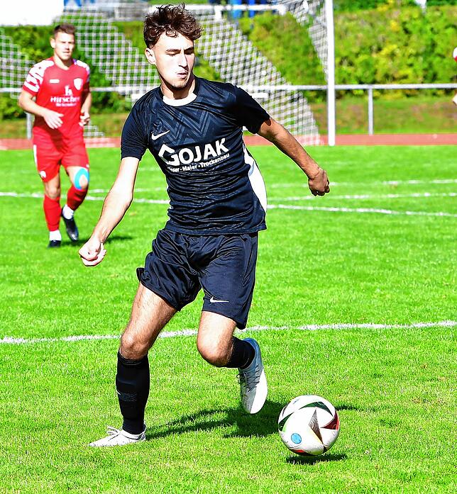 Extralob vom Trainer: Der 18-jährige Saner Öz habe, so Urs Keser von der SG FC Wehr/Brennet, beim 7:3-Erfolg in Herten nicht nur sein ...