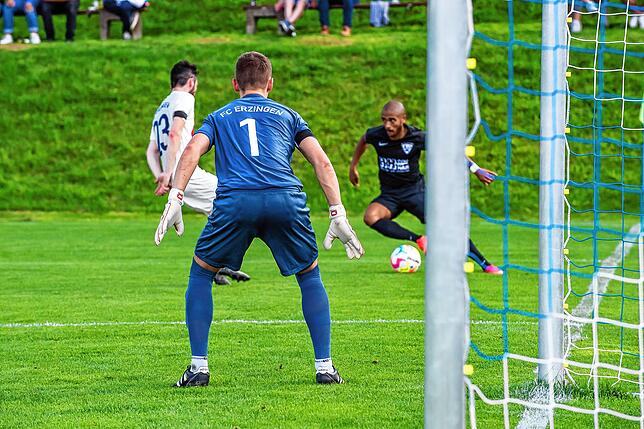 Bild 7: FC Erzingen verliert gegen den SV Weil mit 0:4 &ndash; und wir haben Bilder!