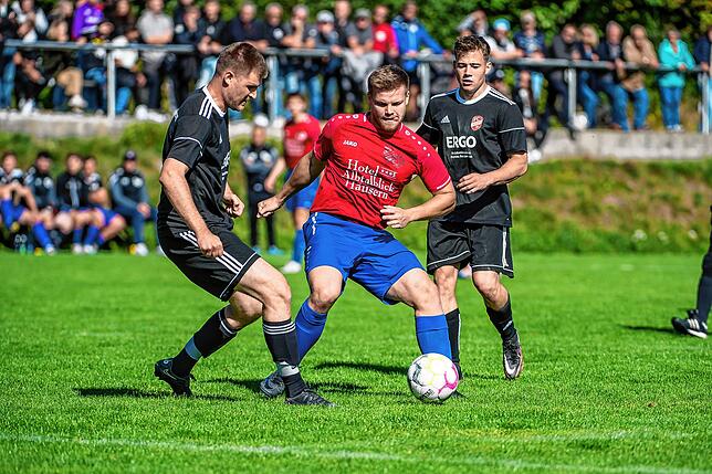 Bild 24: FC Dachsberg gewinnt gegen SG Höchenschwand mit 1:0 &ndash; und wir haben Bilder!