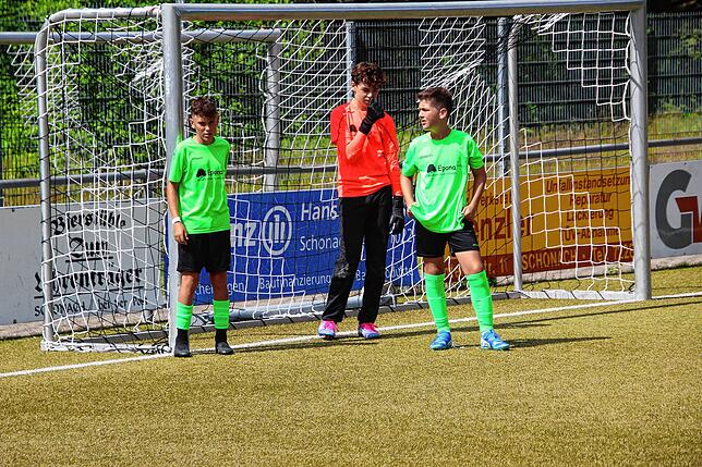 Bild 30: Der FC Pfaffenweiler krönt sich bei der D-Jugend zum Bezirkspokalsieger. Wir haben die Bilder!