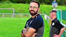 Großes Ziel: Trainer Ismail Palit will mit dem FC Wallbach so bald wie möglich zurück in die Bezirksliga.