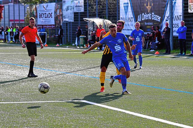 Bild 2: Die besten Bilder der Partie zwischen dem TSV Konstanz und dem Hegauer FV