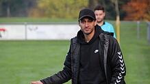 Trainer Adel Grimm und der SC Konstanz-Wollmatingen verlieren das Kellerderby in Hausen mit 0:5.