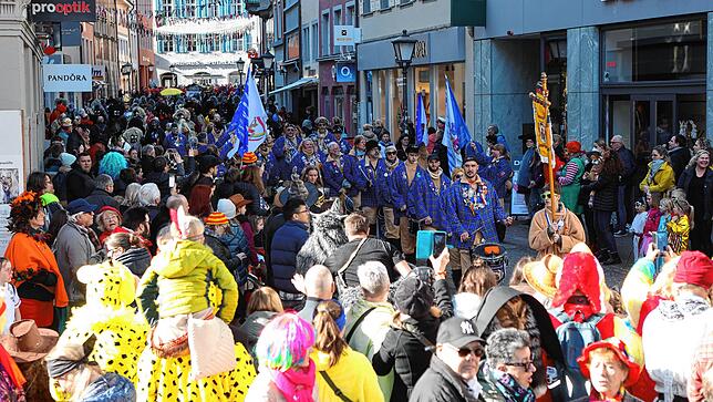 Bild 7: Jetzt geht&lsquo;s um die Wurst! Bilder vom Kaiserbrunnen am Rosenmontag