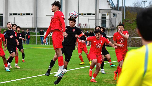 Bild 35: A-Junioren des FC Tiengen 08 unterliegen dem Offenburger FV knapp mit 1:2 &ndash; und wir haben Bilder!