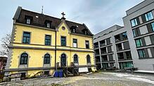 Das Stiftsgebäude auf dem Gelände des Laubenhofs.