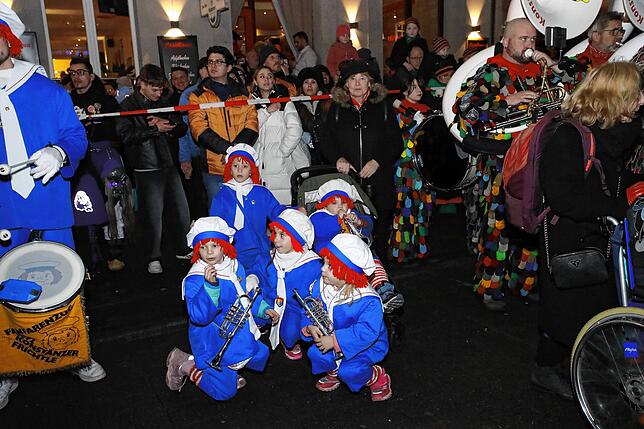 Bild 3: Jetzt geht‘s richtig los! Fotos vom Ausrufen der Konstanzer Fasnacht auf der Marktstätte
