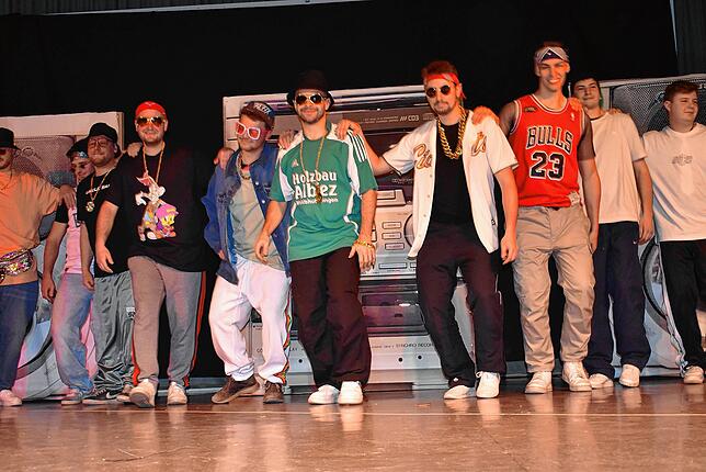 Bild 8: Bunter Abend in Untermettingen – hier sind die Bilder