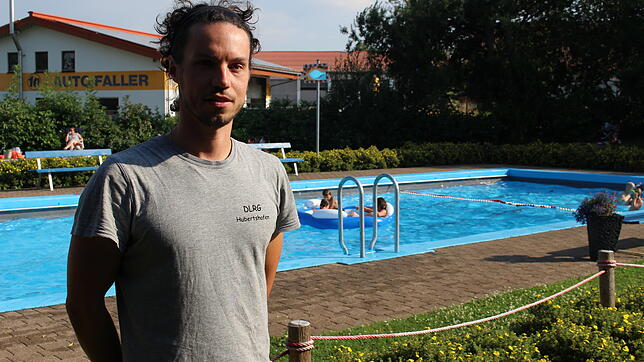 Der 32-jährige David Preis ist Vorsitzender der Hubertshofener DLRG-Ortsgruppe. Auch in dem kleinen Ortsteil sind die Schwimmkurse jedes ...