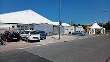 275.000 Euro betragen die Betriebskosten einer solchen Leichtbauhalle wie hier im Konstanzer Industriegebiet monatlich.