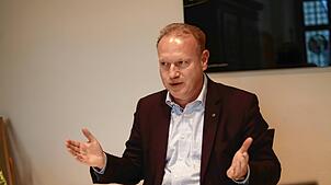 Jan Zeitler, Oberbürgermeister von Überlingen, im Interview – 100 Tage nach der Vereidigung auf seine zweite Amtszeit.