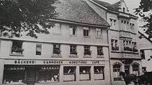 In diesem Gebäude, in dem zuvor das Café Kammerer war, war in den 1970er Jahren das Nachtlokal und Tanzcafé &bdquo;Ex&ldquo; ...