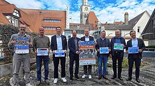 Sie freuen sich auf den dritten „Volksbank Überlingen Run“ (von links): Organisator Markus Duffner, Joost Teelen (La Cucina),Markus Ott ...