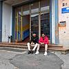(Archivbild) Asifullah Wesal (links) und Mohamed Barial, beide aus Afghanistan, sind froh, in der Unterkunft in der Steinstraße eine ...
