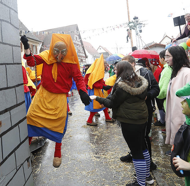 Bild 11: Bilder zum großen Narrentreffen in Pfohren (2)