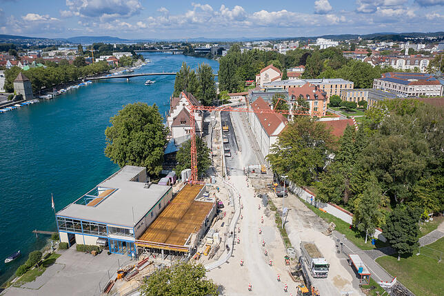 Bild 3: Wie laufen eigentlich die Arbeiten auf der Baustelle am Sternenplatz?