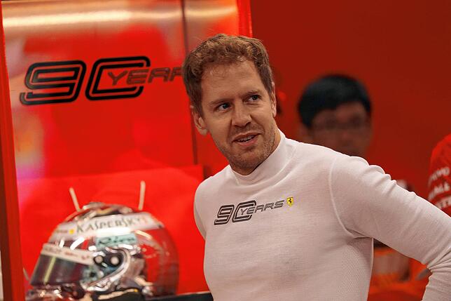 Sebastian Vettel: Der 34-jährige deutsche Rennfahrer lebt bereits seit 2007 in der Schweiz. Anfangs hatte Vettel seinen Wohnsitz in ...